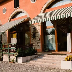 https://la-restera.hotelinveneto.com
